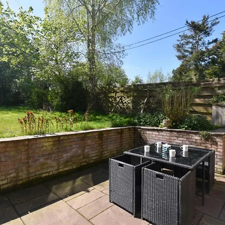 4 Bed In Wigton 95640 *